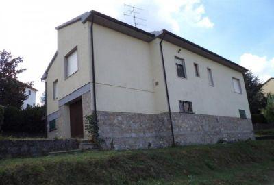 Vendita Villa LARI