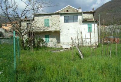 Vendita Rustico casale CASOLA IN LUNIGIANA