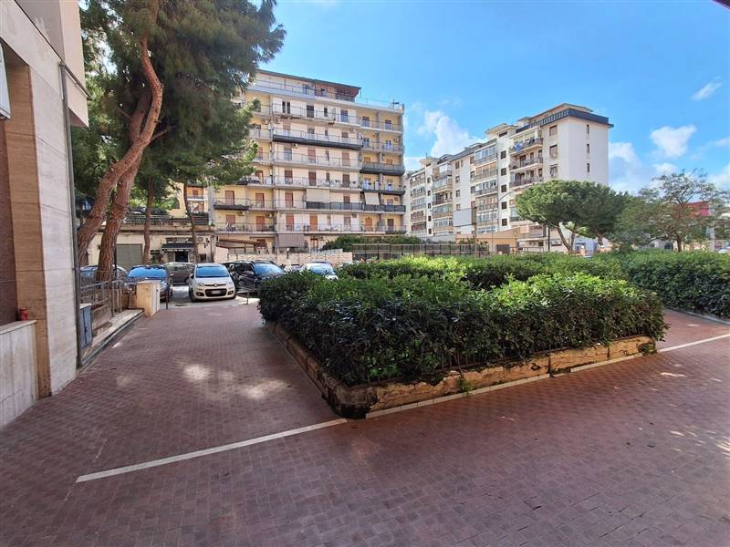 Affitto Locale commerciale PALERMO