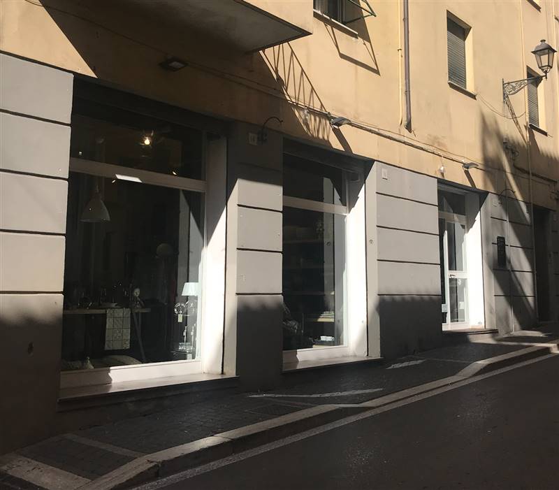 Vendita Negozio VELLETRI