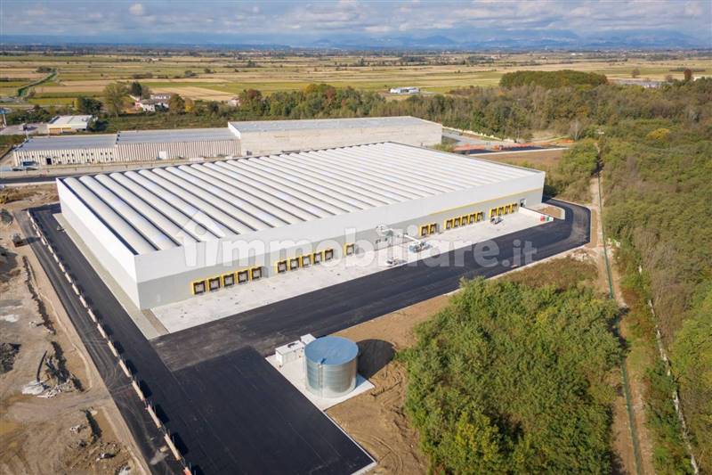 Affitto Capannone industriale GREGGIO