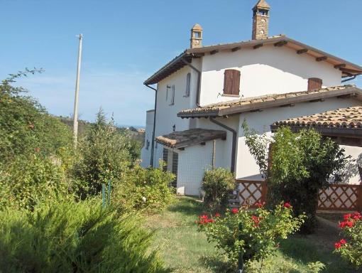 Vendita Rustico casale TORTORETO