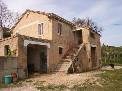 Vendita Colonica ACQUAVIVA PICENA