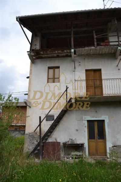 rustico-con-terreno-a-suno-04