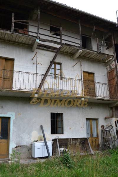 rustico-con-terreno-a-suno-02