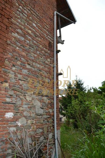 rustico-con-terreno-a-suno-06