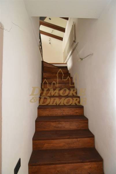 villa-a-ghiffa-con-giardino--vista-lago-06