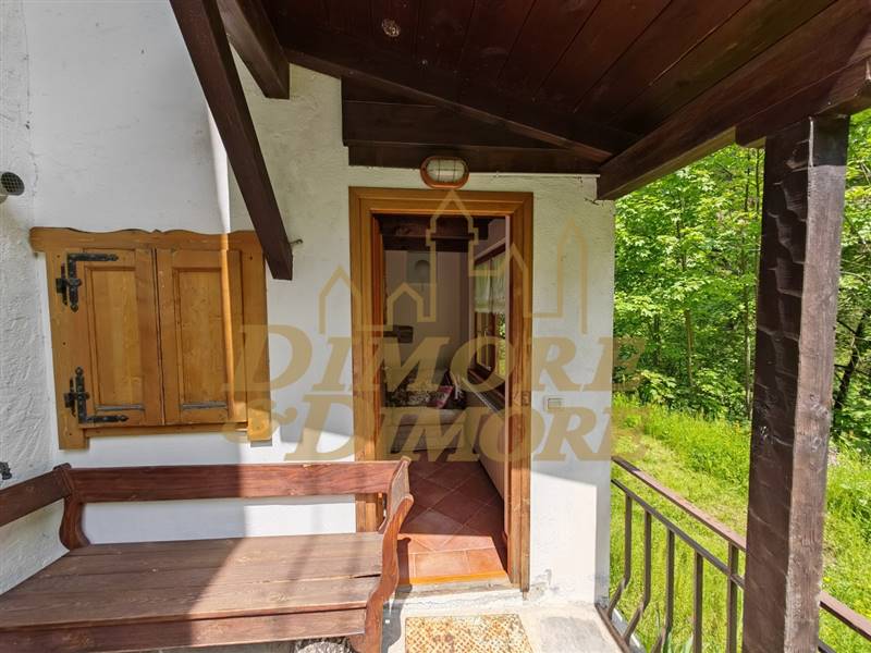 Ingresso appartamento piano terra.jpg