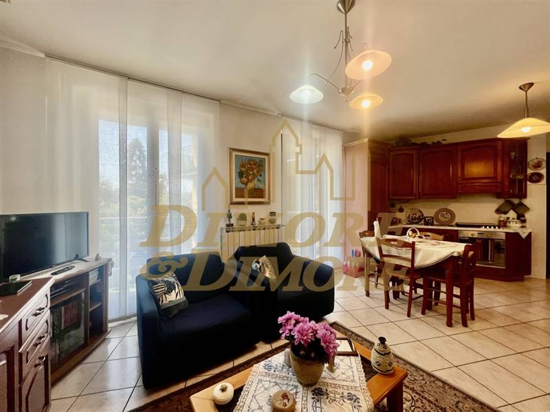 Zona giorno con cucina