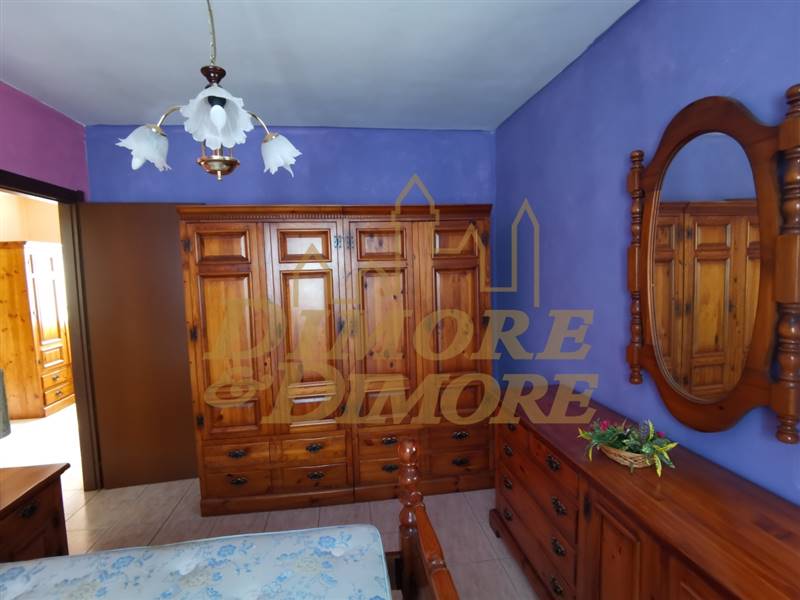 Camera da letto matrimoniale 2.jpg