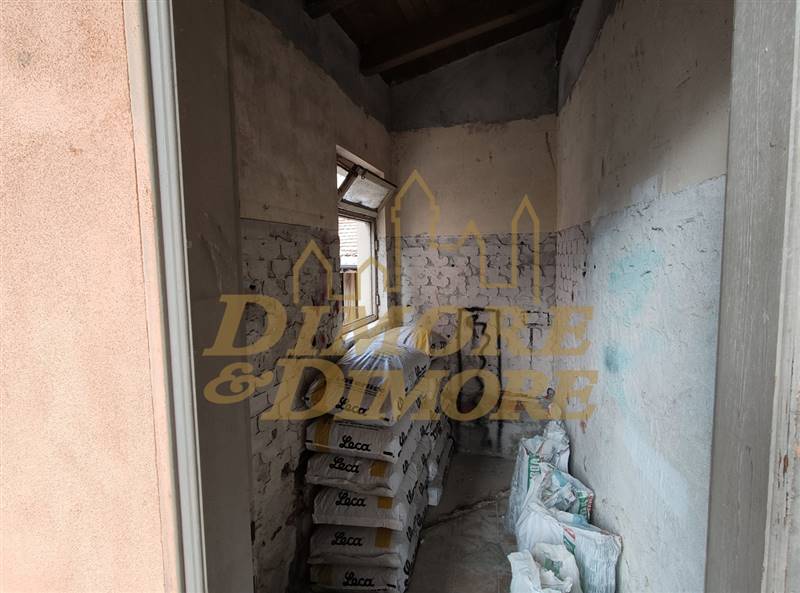 Lavanderia e piccolo wc.jpg