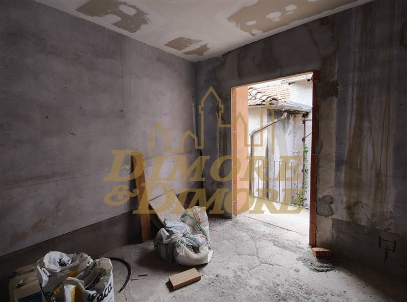 Camera da letto piccola.jpg