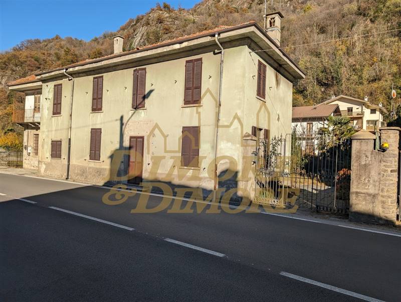 Vista dalla strada 2.jpg