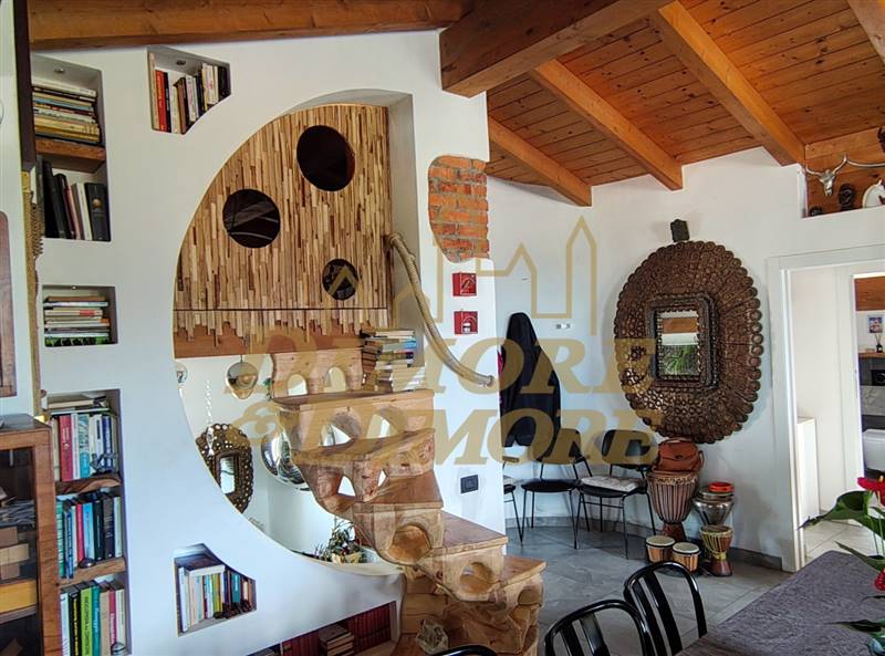 Camera da letto soppalcata 2.jpg