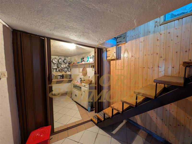 Dispensa retro cucina.jpg