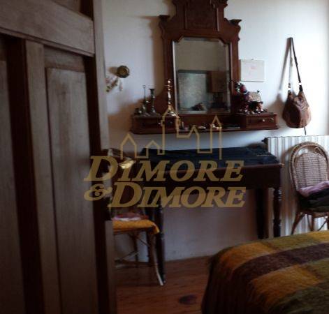 casa-a-caprezzo-nel-bosco-con-vista-lago--23