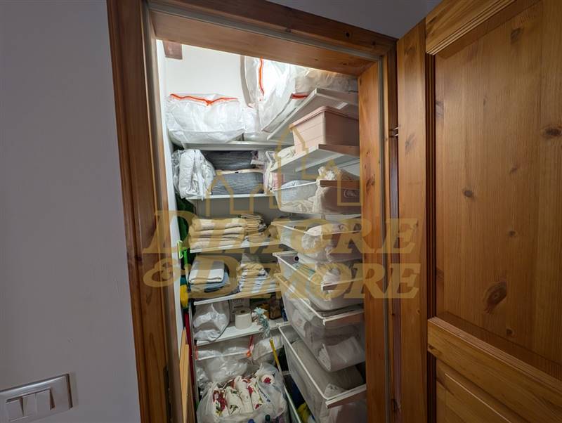 Ripostiglio primo piano.jpg