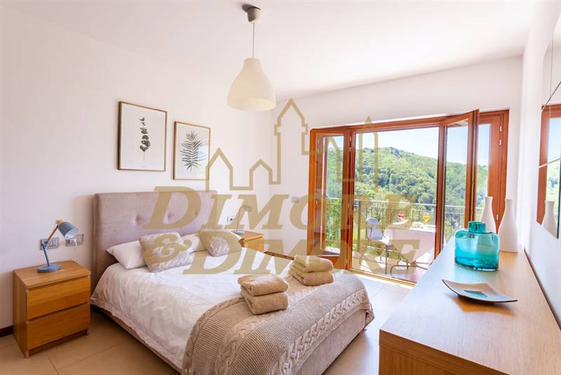 Villa Sereni bedroom.jpg