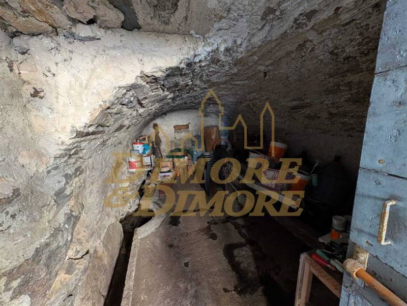 Cantina piano terreno sinistra.jpeg