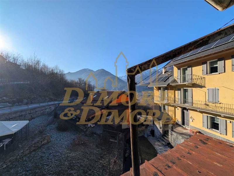 Vista balcone secondo piano.jpeg