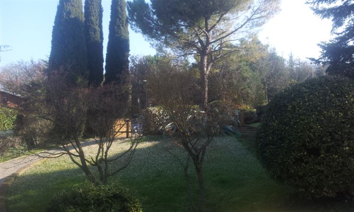 Villa in ottime condizioni in zona Muraglia a Pesaro