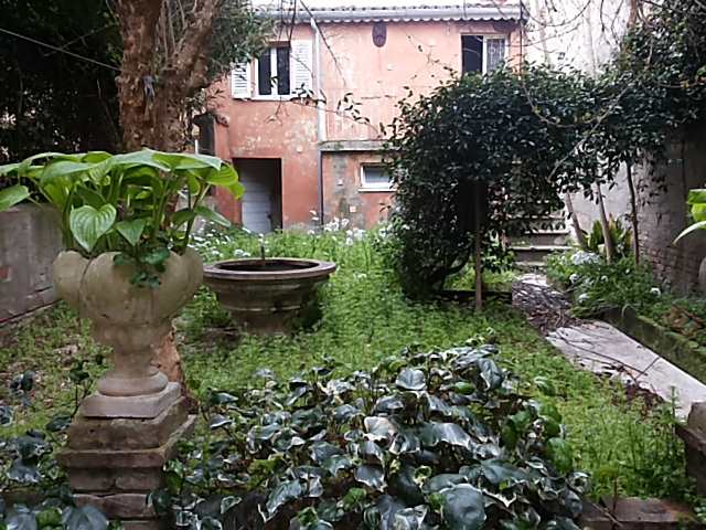 Casa singola in zona Centro a Pesaro