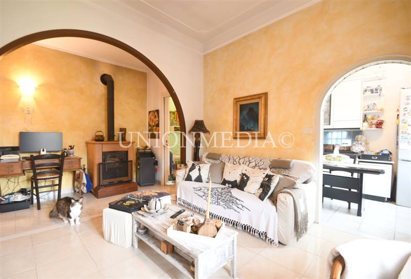 11 vezzano ligure casa indipendente villa giardino