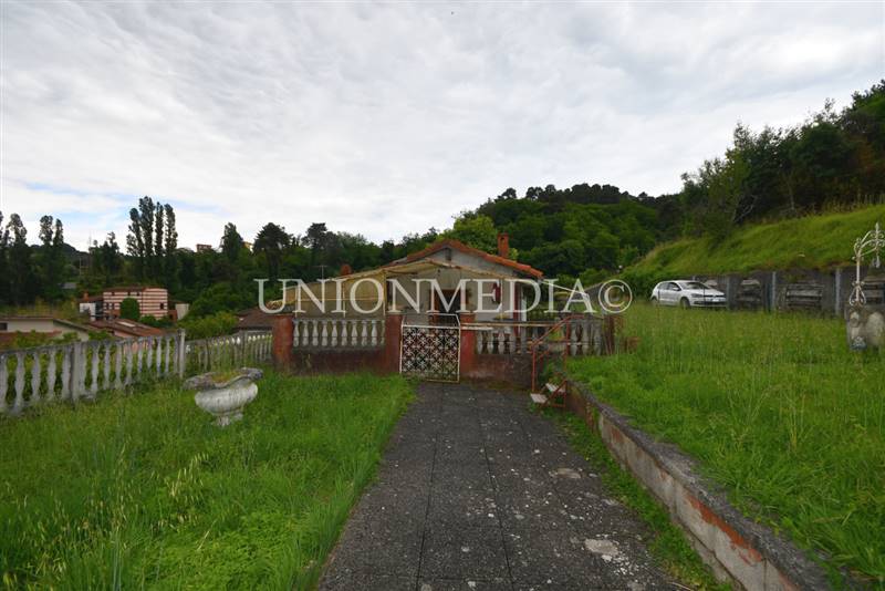 10 vezzano ligure casa indipendente villa giardino