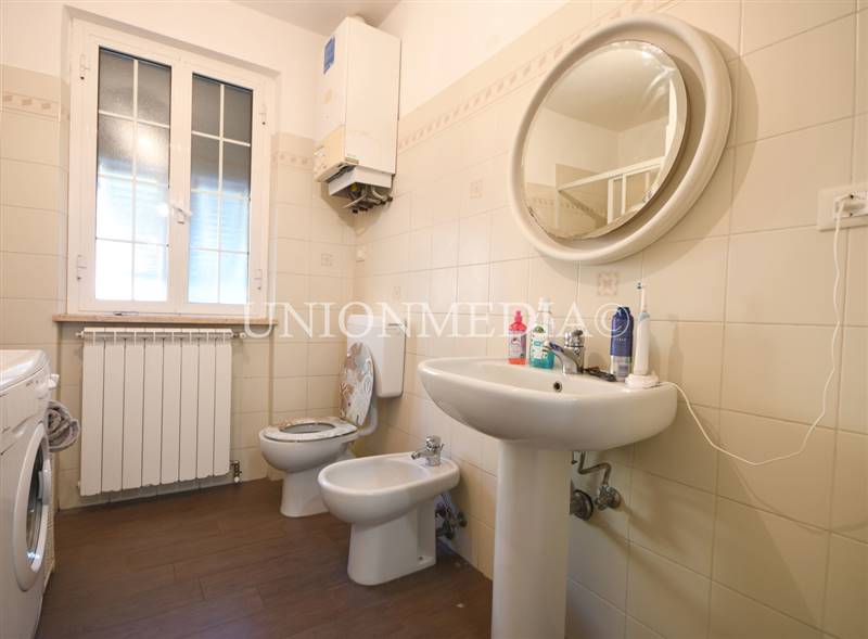 18 arcola appartamento 4 vani con giardino terrazz