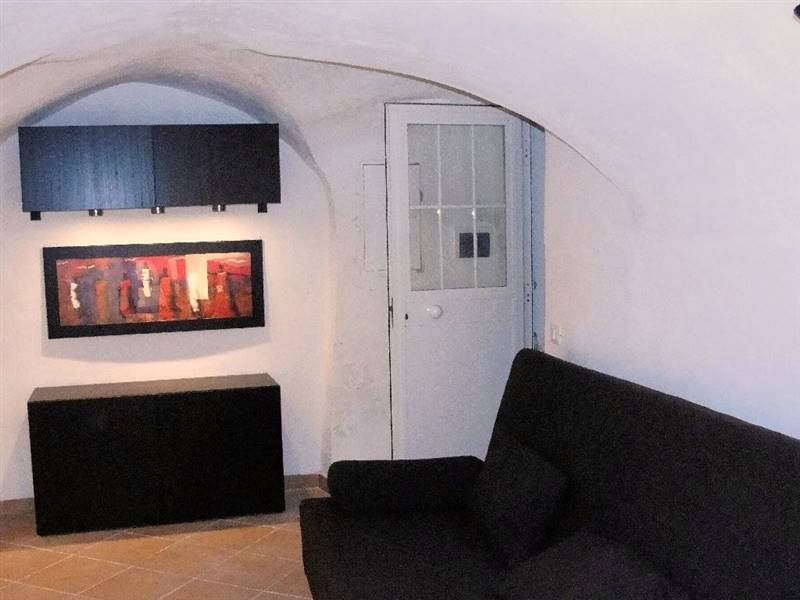 WhatsApp Image 2024-10-17 at 11.28.05 (6).jpeg