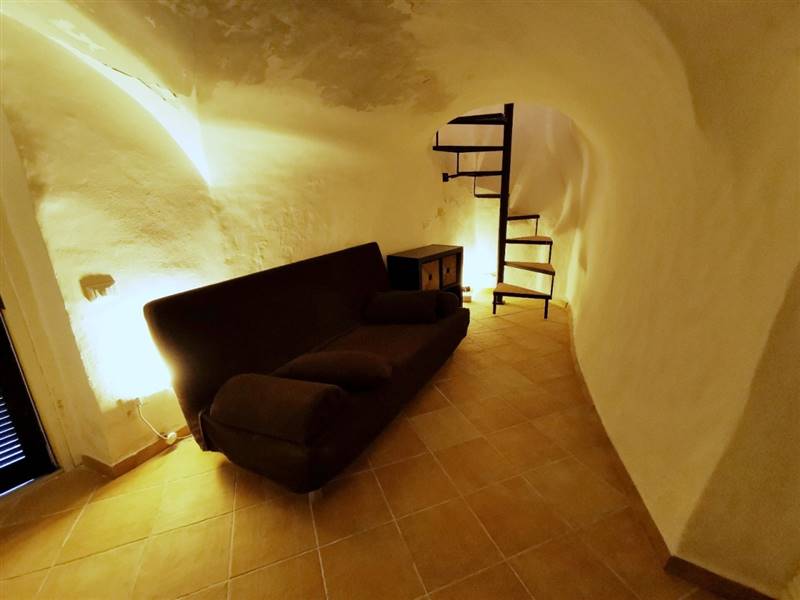 WhatsApp Image 2024-10-17 at 11.28.05 (1).jpeg