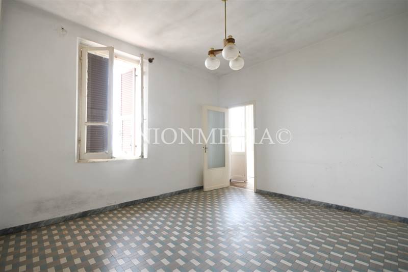 14 appartamento vezzano ligure.jpg