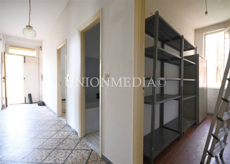 9 appartamento vezzano ligure.jpg