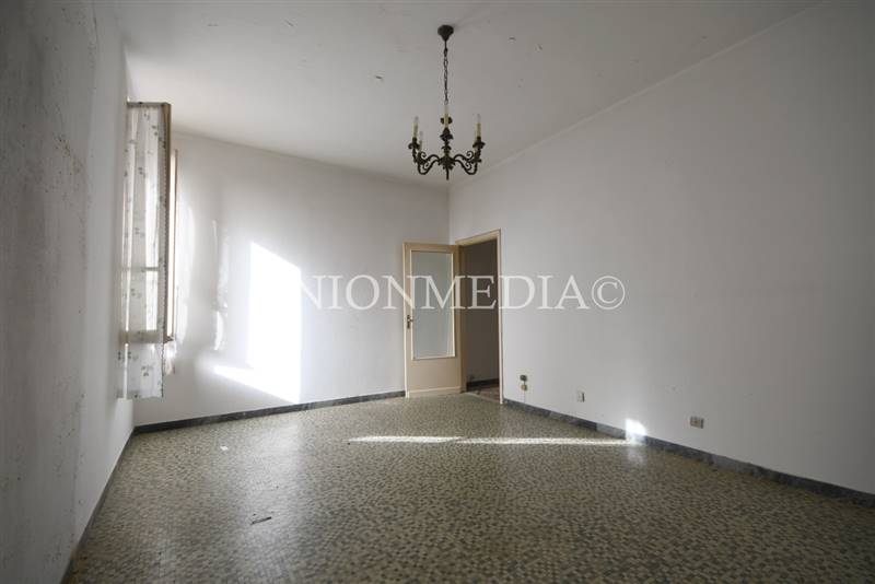 5 appartamento vezzano ligure.jpg