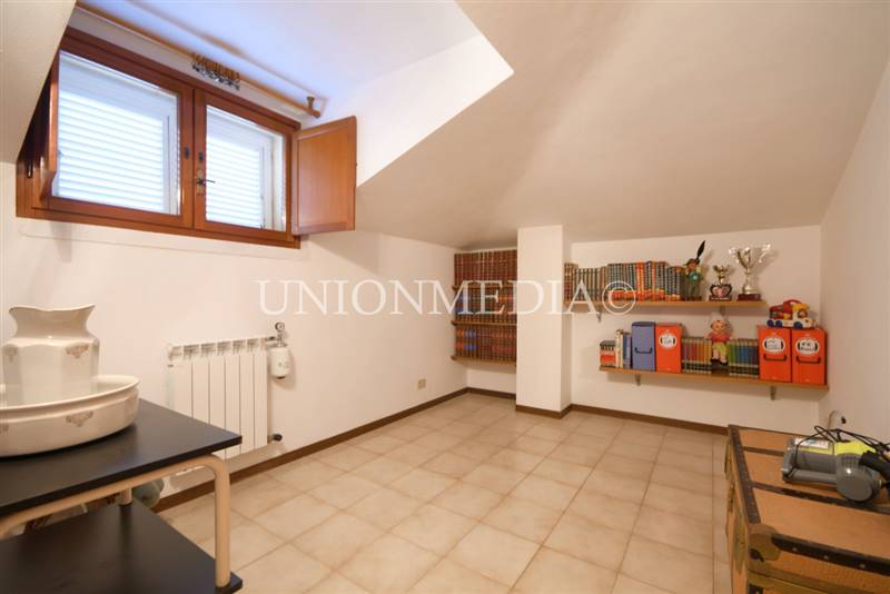 16 Caniparola Fosdinovo appartamento.jpg