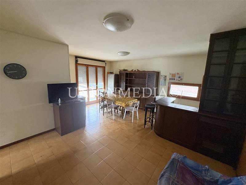 8 sarzana bradia appartamento.jpg