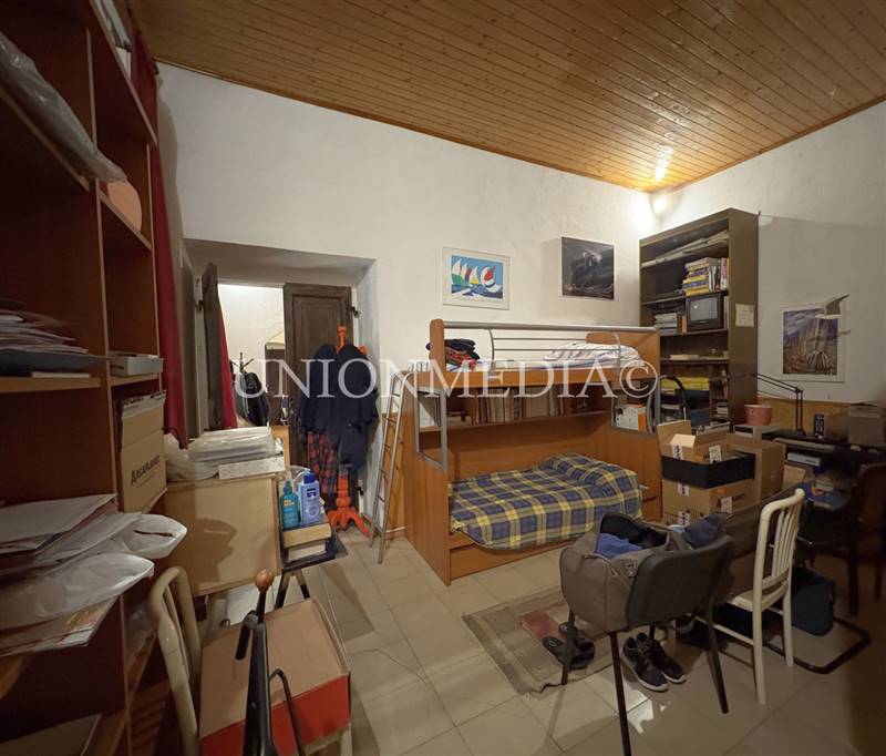 12 sarzana centro storico appartamento.jpg