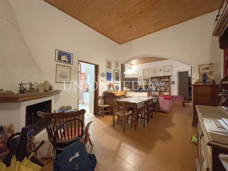 7 sarzana centro storico appartamento.jpg