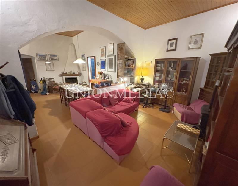 4 sarzana centro storico appartamento.jpg