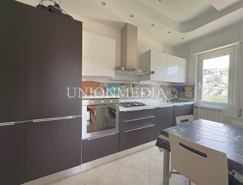 36 casa indipendente villa castelnuovo magra la sp