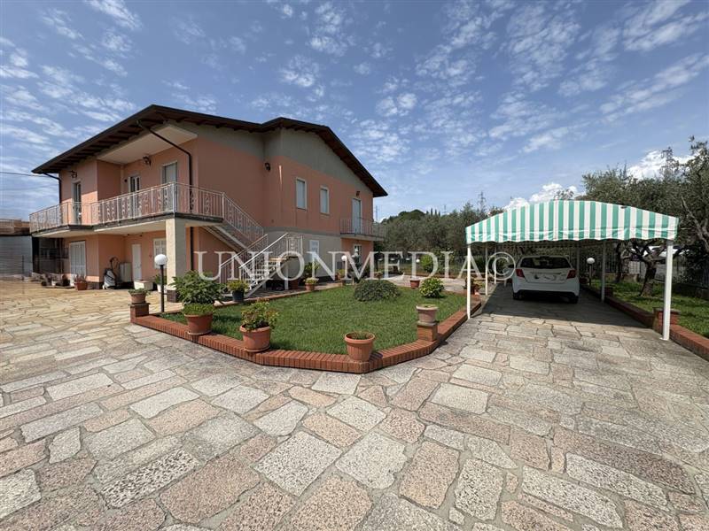 11 casa indipendente villa castelnuovo magra la sp