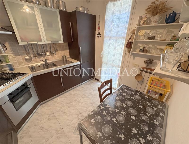 11 appartamento caniparola fosdinovo.jpg