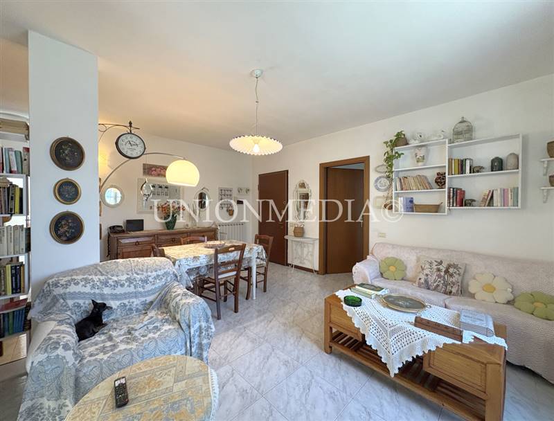 6 appartamento caniparola fosdinovo.jpg