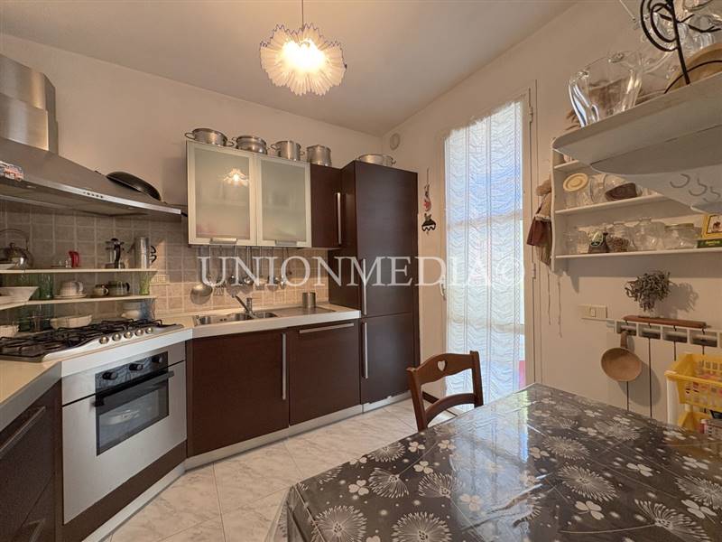 12 appartamento caniparola fosdinovo.jpg