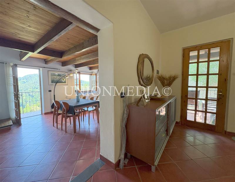 12 fosdinovo villa indipendente.jpg