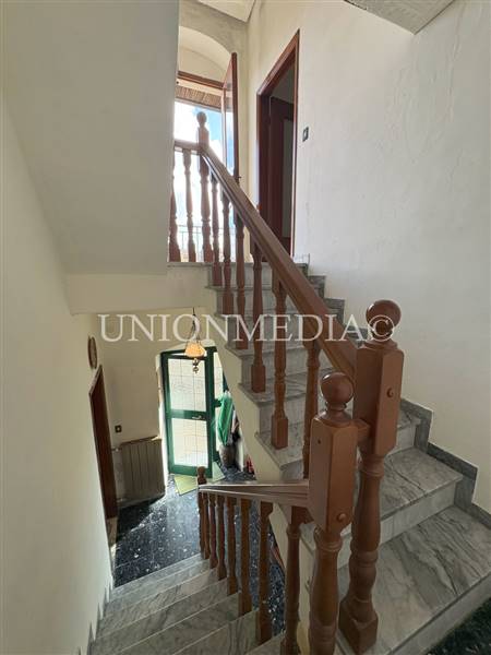 12  c pitelli la spezia casa semindipendente.jpg