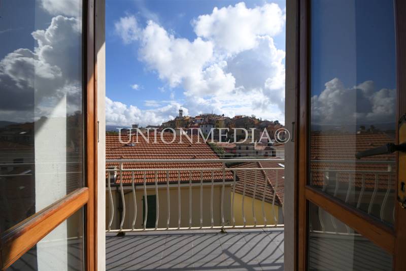 9 pitelli la spezia casa semindipendente.jpg