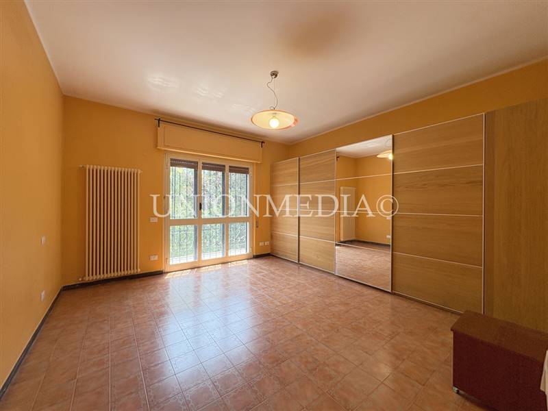 13 SARZANA CASA INDIPENDENTE CON GIARDINO.jpg