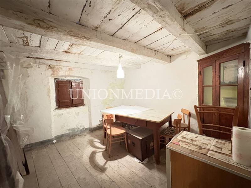 8 giucano fosdinovo rustico.jpg