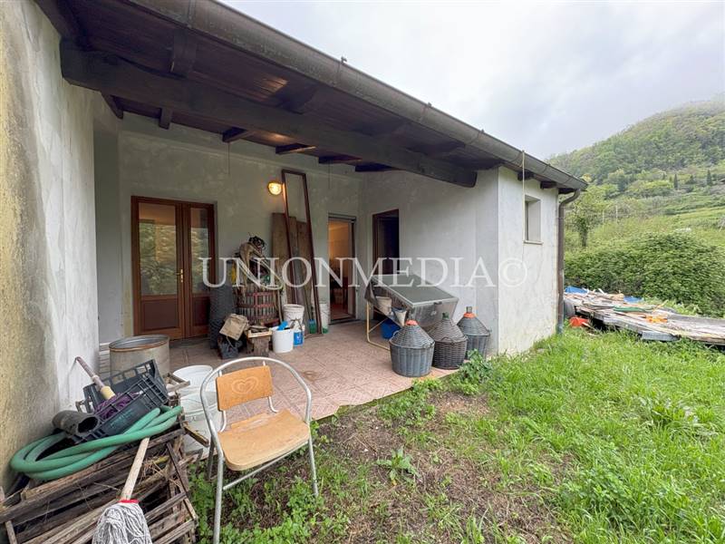 12 b canepari fosdinovo casa indipendente con giar